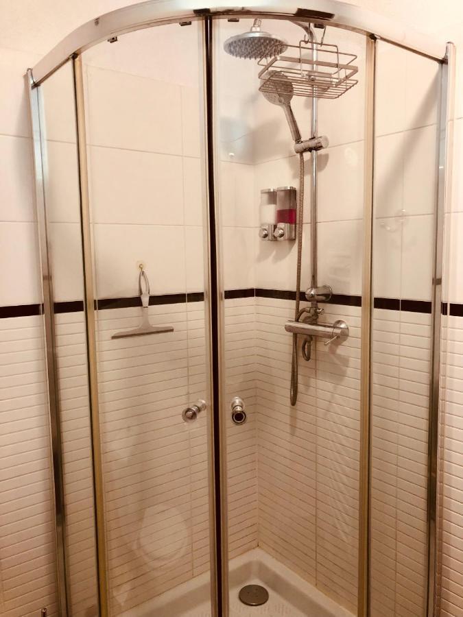 Mon Appart Avec Terrasse Et Piscine Roquebrune-Cap-Martin Ngoại thất bức ảnh