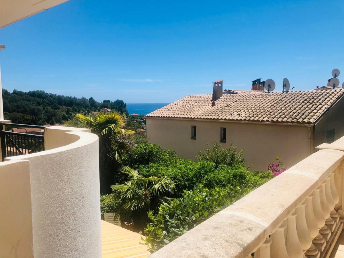 Mon Appart Avec Terrasse Et Piscine Roquebrune-Cap-Martin Ngoại thất bức ảnh
