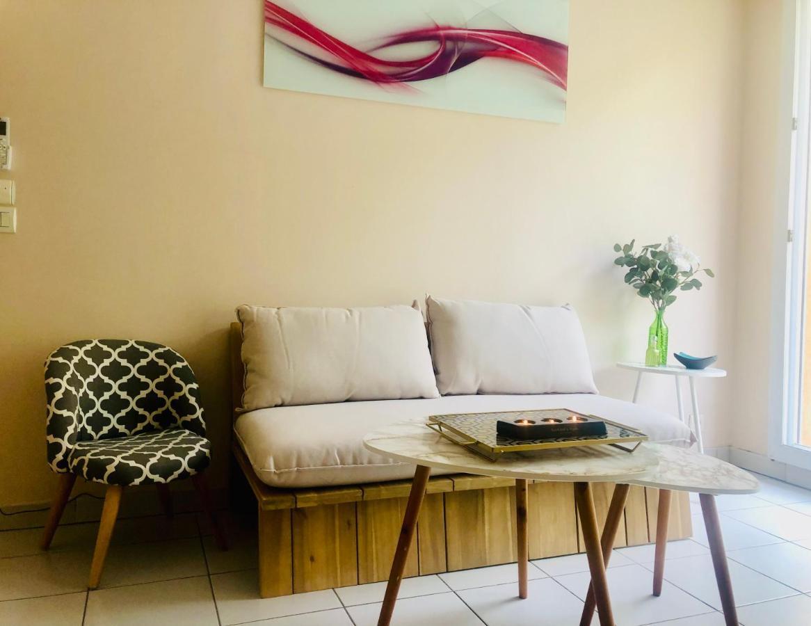 Mon Appart Avec Terrasse Et Piscine Roquebrune-Cap-Martin Ngoại thất bức ảnh