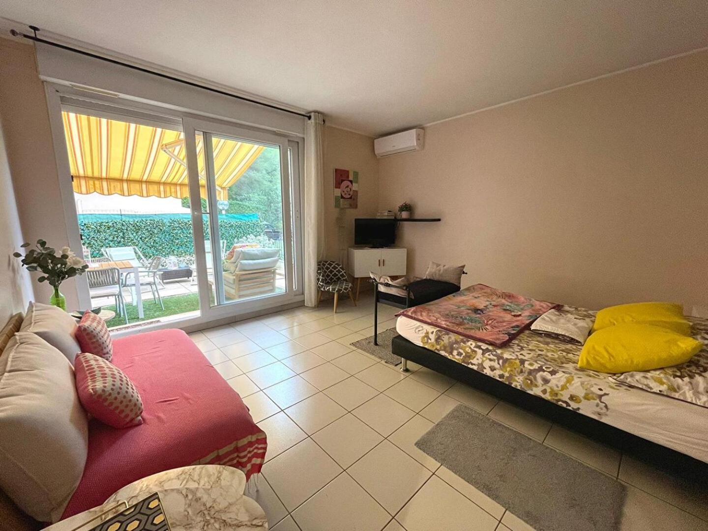 Mon Appart Avec Terrasse Et Piscine Roquebrune-Cap-Martin Ngoại thất bức ảnh